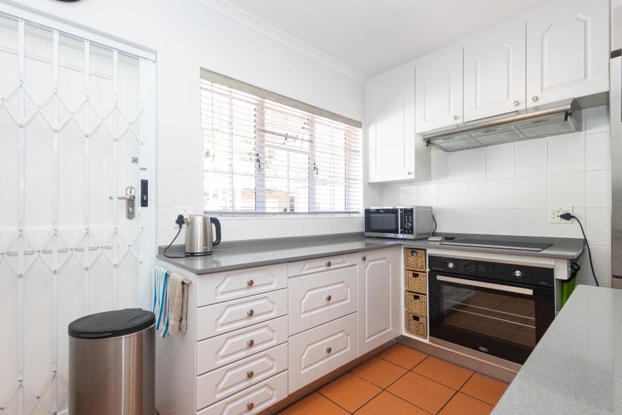 3 Bedroom Property for Sale in Flamingo Vlei Western Cape